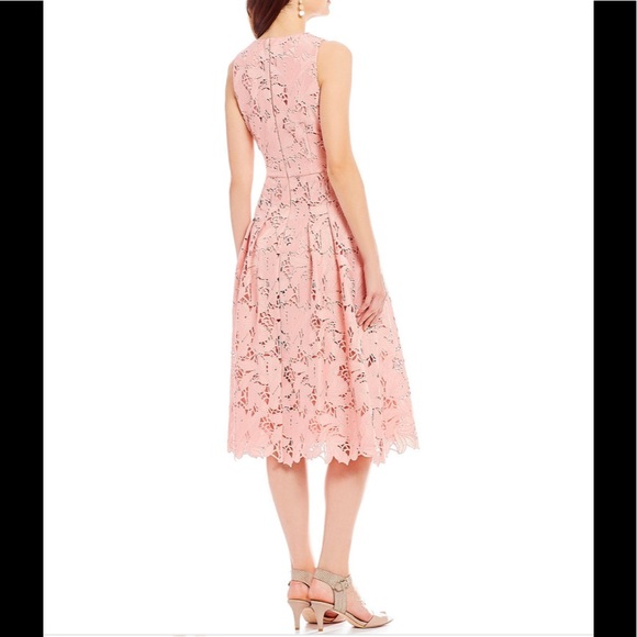 ✨NEW✨ ANTONIO Melani Lace Dress - Picture 3 of 8